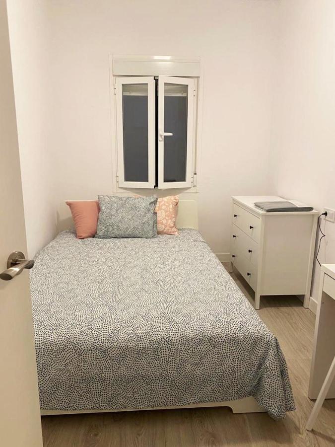 Malvarrosa Private Rooms In Shared Apartment Valencia Kültér fotó